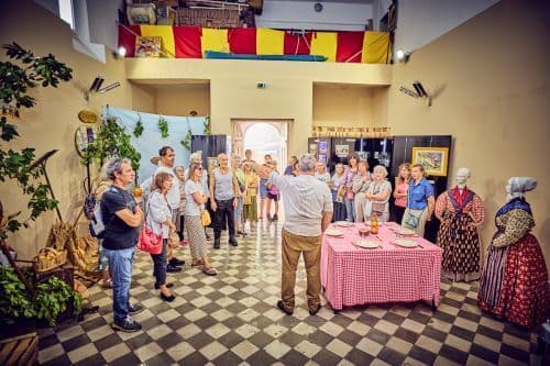 Deux expositions pour une chapelle