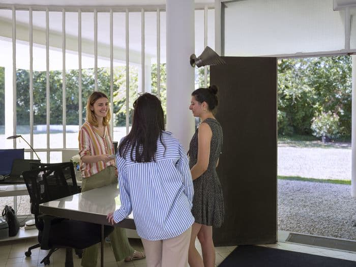 Regards de femmes : photographie et création à la Villa