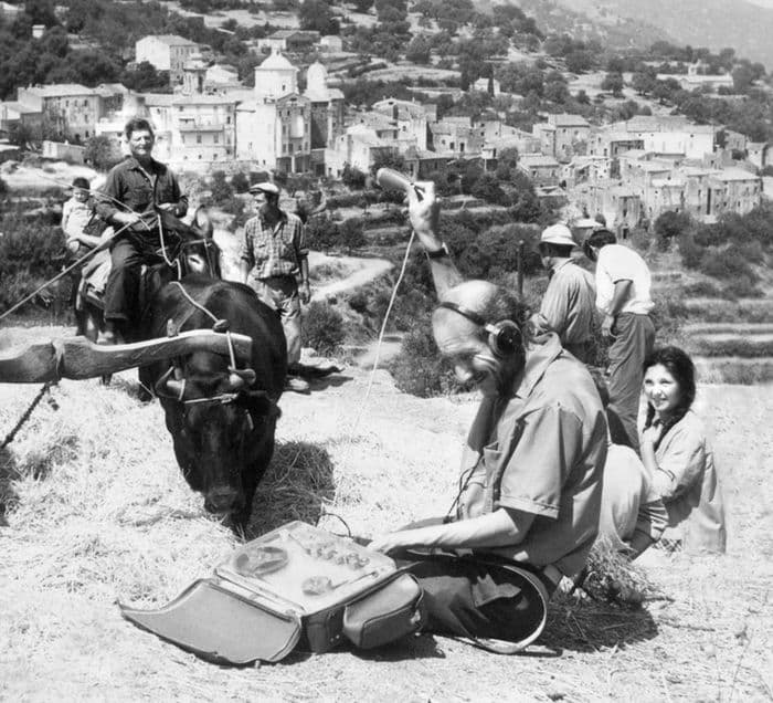 Séance d’écoute d’archives sonores hors les murs (Brando)