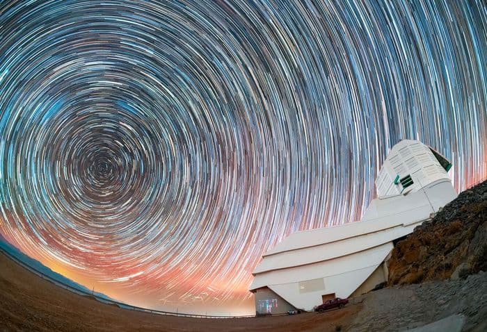 Exposition « Explorer les infinis : des premières chambres à brouillard aux observatoires du XXIe siècle »