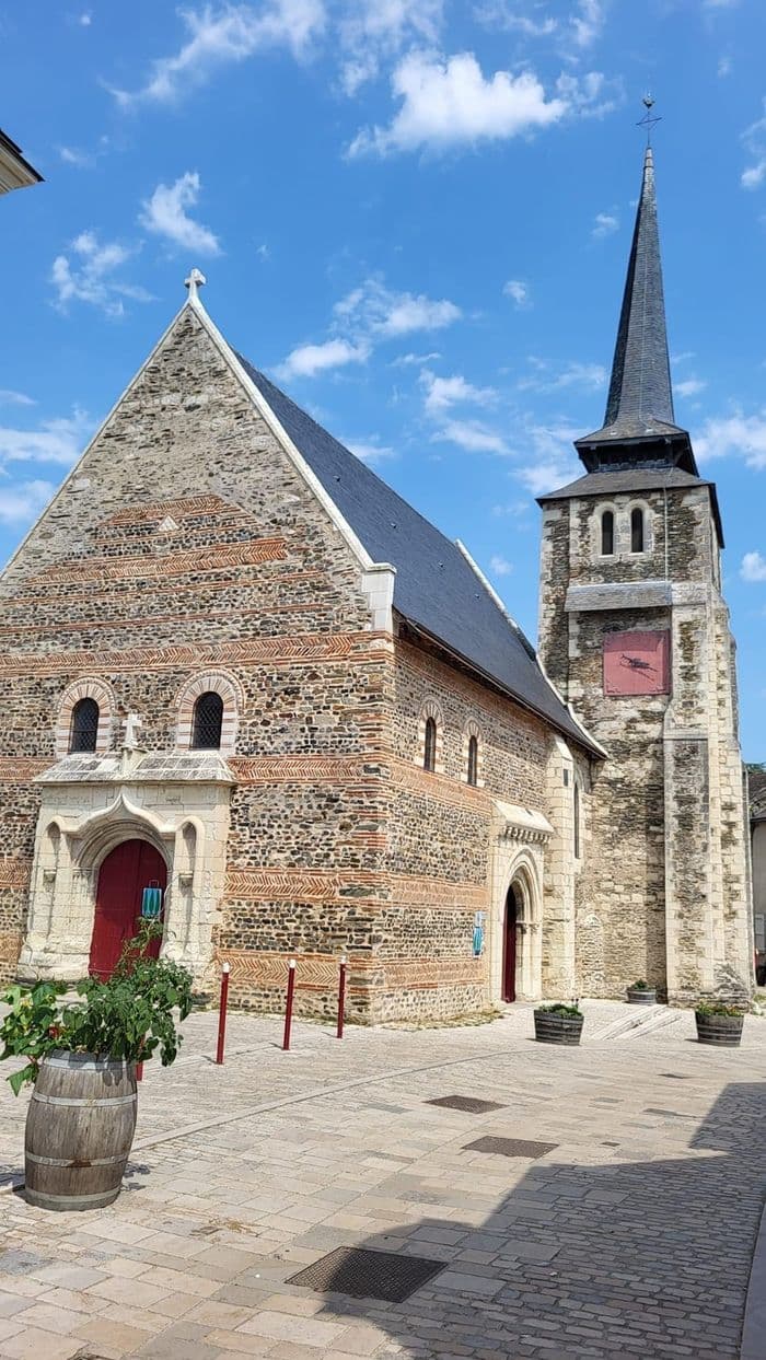 Visite guidée de l'église Saint-Pierre et Saint-Romain de Savennières