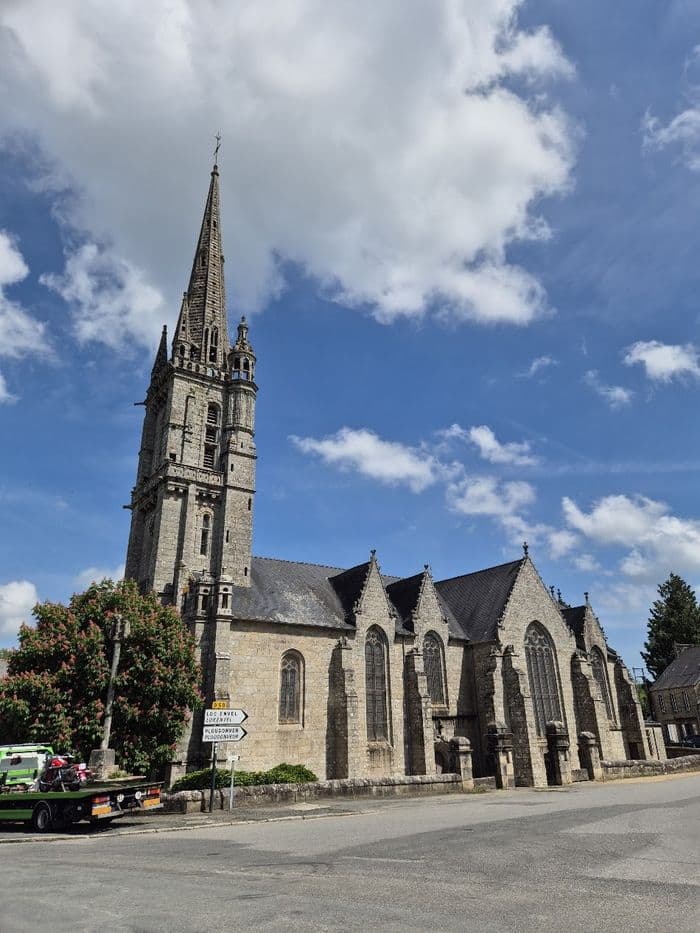 Montée au clocher de l'église Saint-Émilion