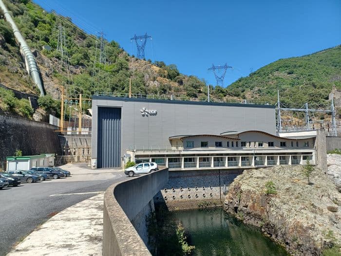 Visite guidée de la centrale hydraulique EDF de Pied-de-Borne