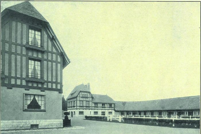 Visite 'Les secrets d'une écurie de courses à Chantilly'