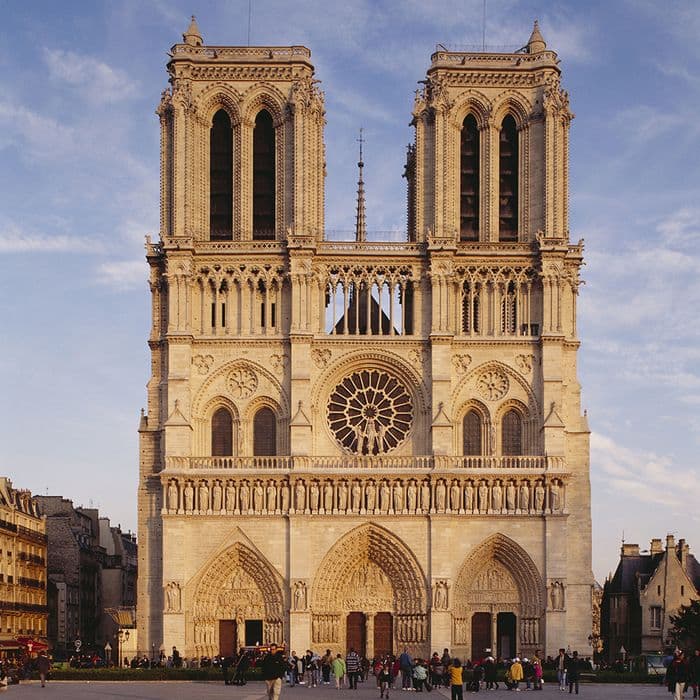 Les tours de Notre-Dame, 1 an déjà !