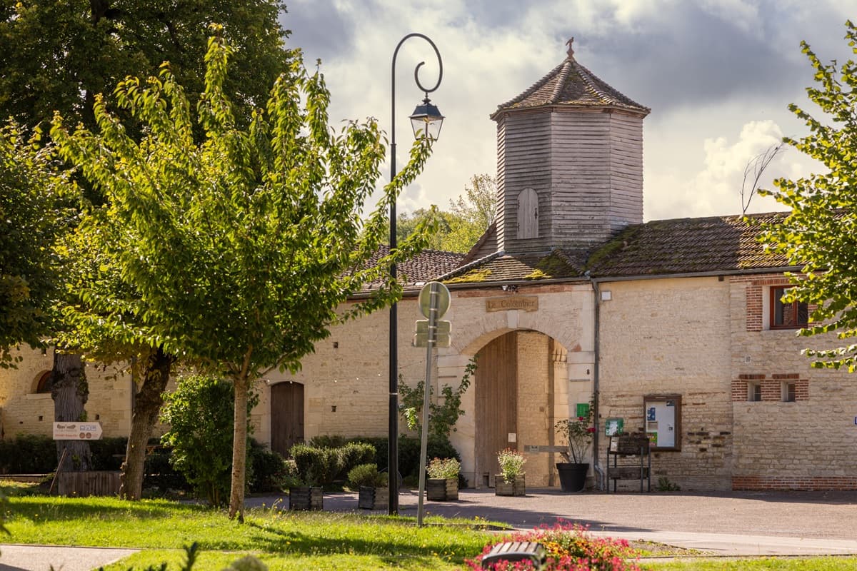 Le colombier de Dienville.jpg
