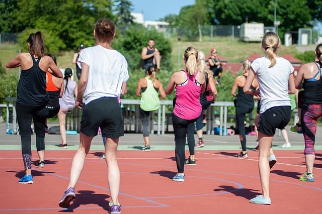 andrzejrembowski-zumba-4333580_640.jpg
