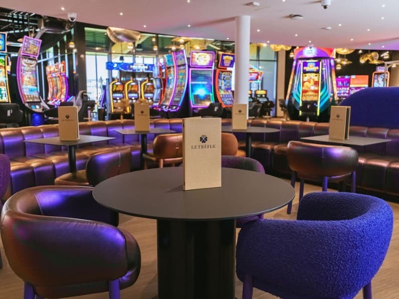 Restaurant - bar