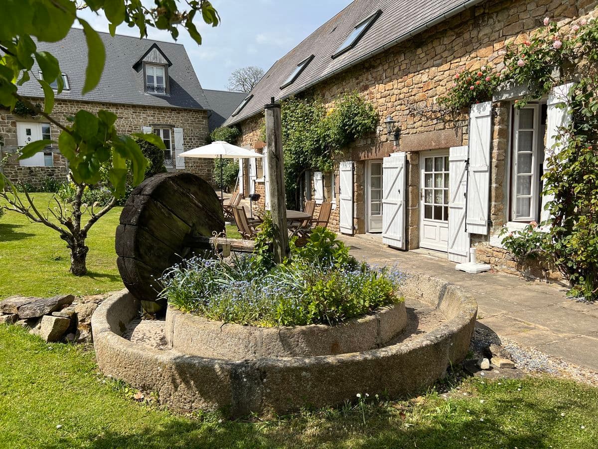 0-saint-pierre-langers-meuble-cider-cottage