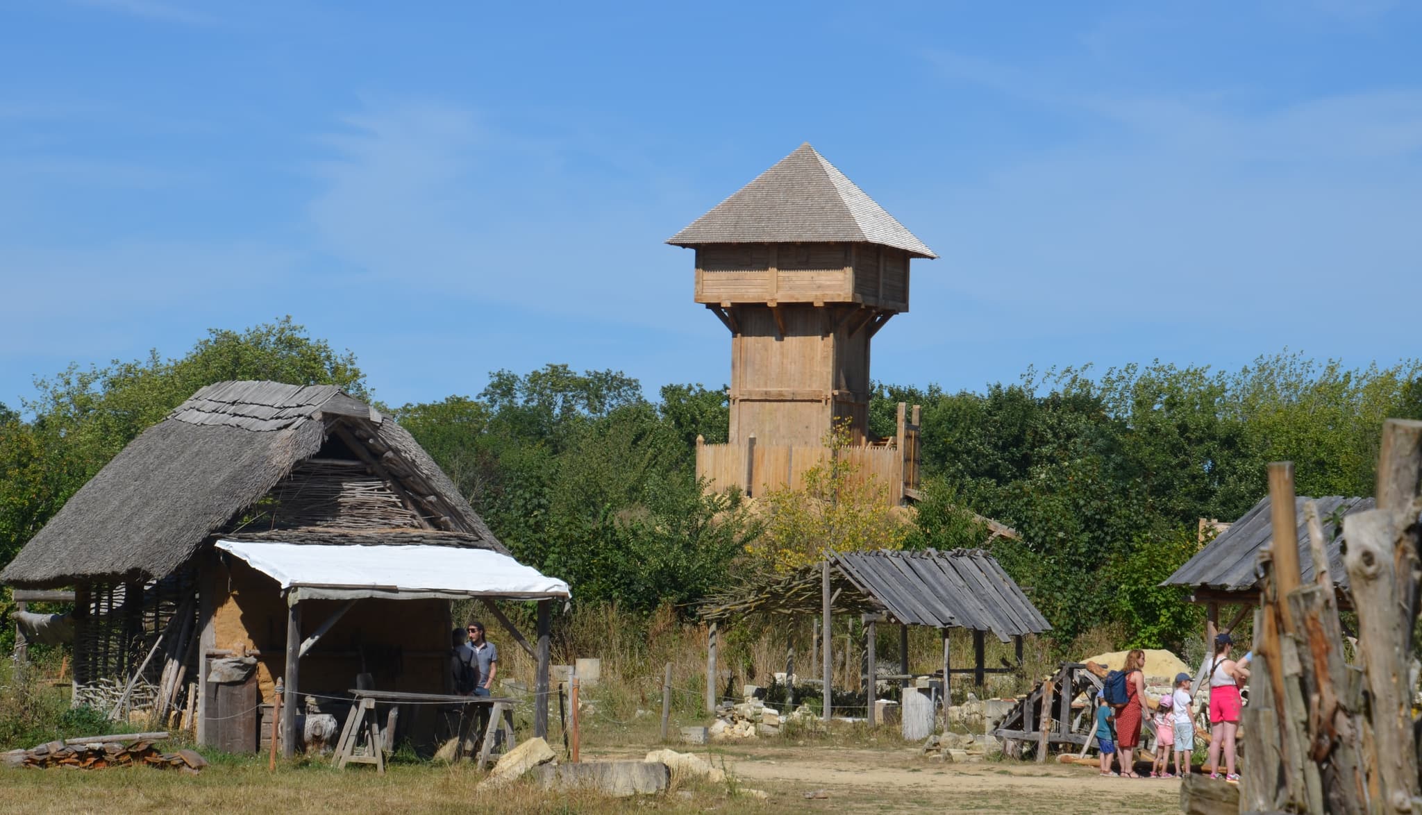 Le château à motte.