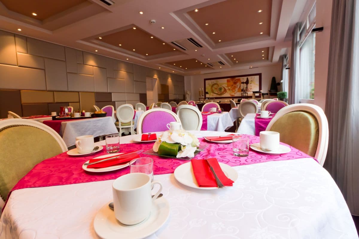Hôtel Le Fruitier_Salle Petit-déjeuner