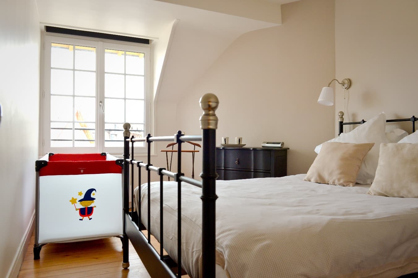 un lit bébé sur simple demande