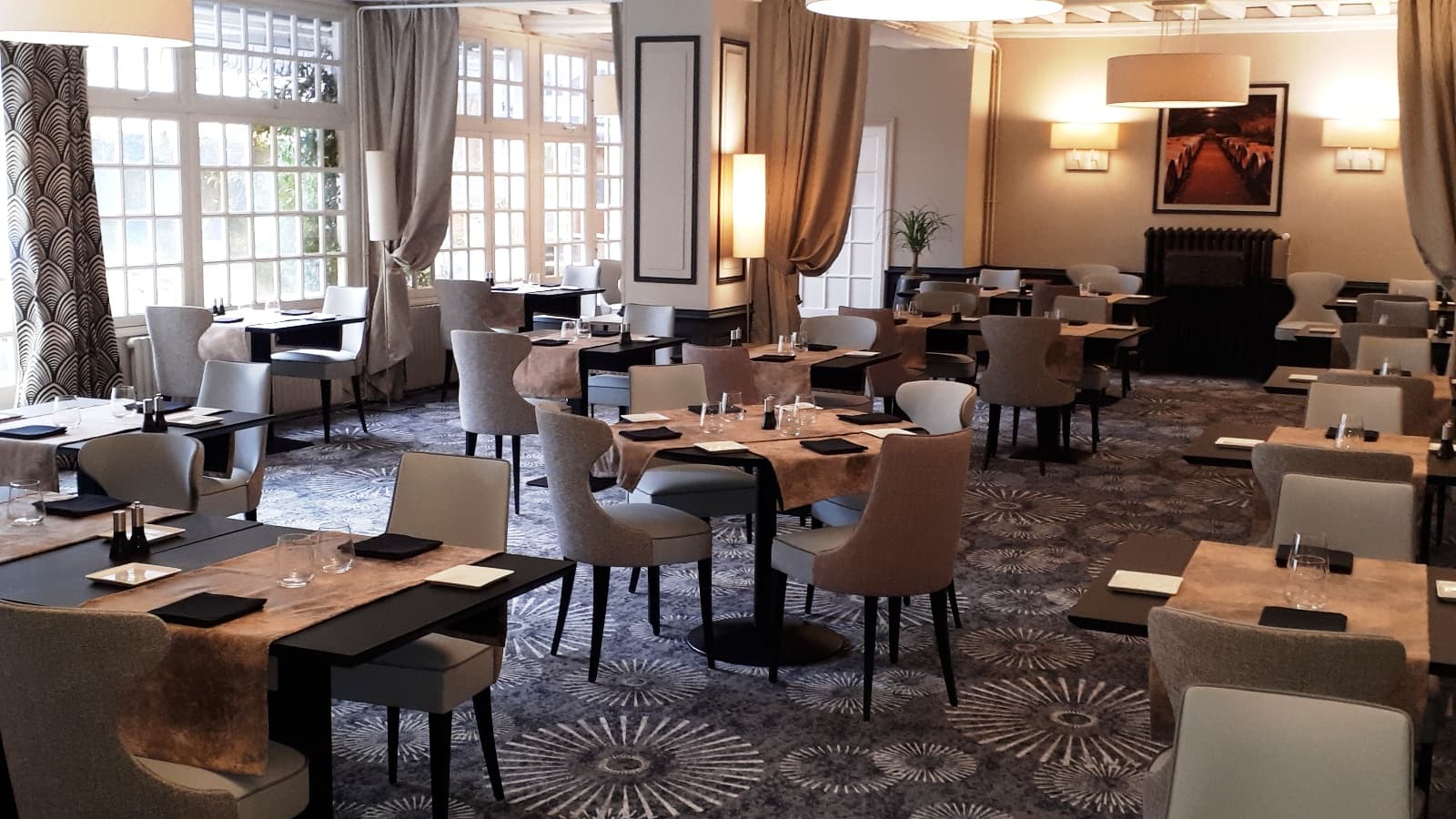 SALLE DE RESTAURANT