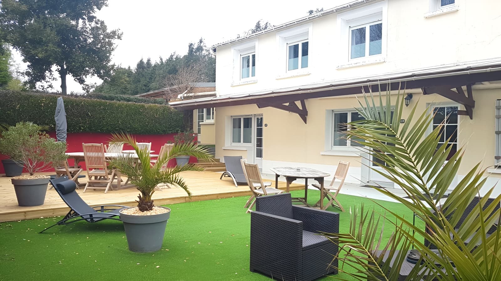 Terrasse commune - Chambres Standards et Familiales