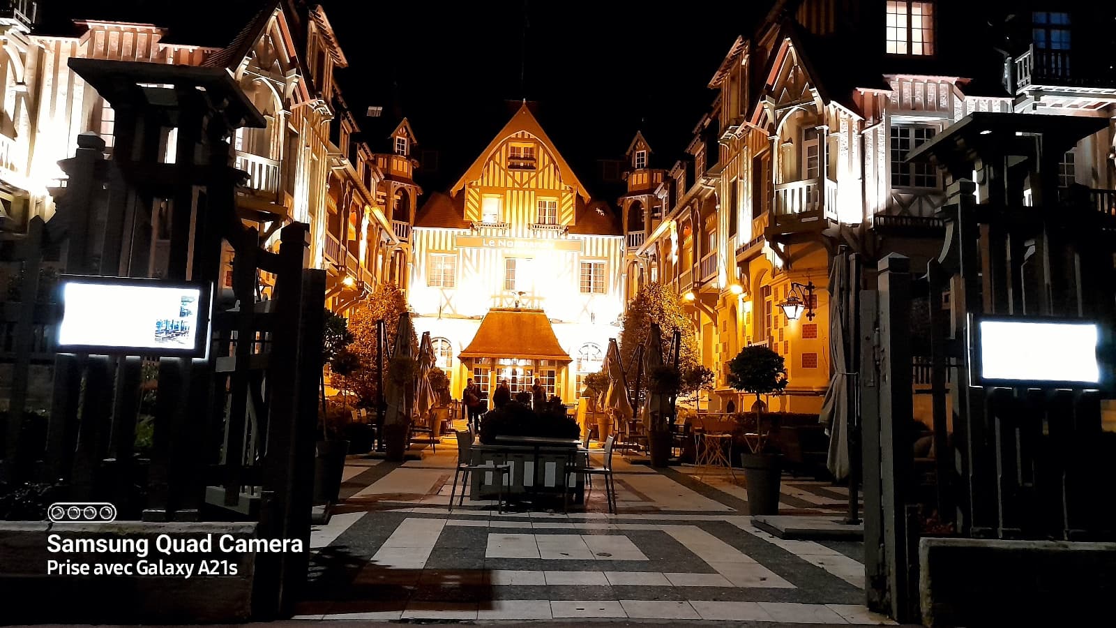 Deauville by night