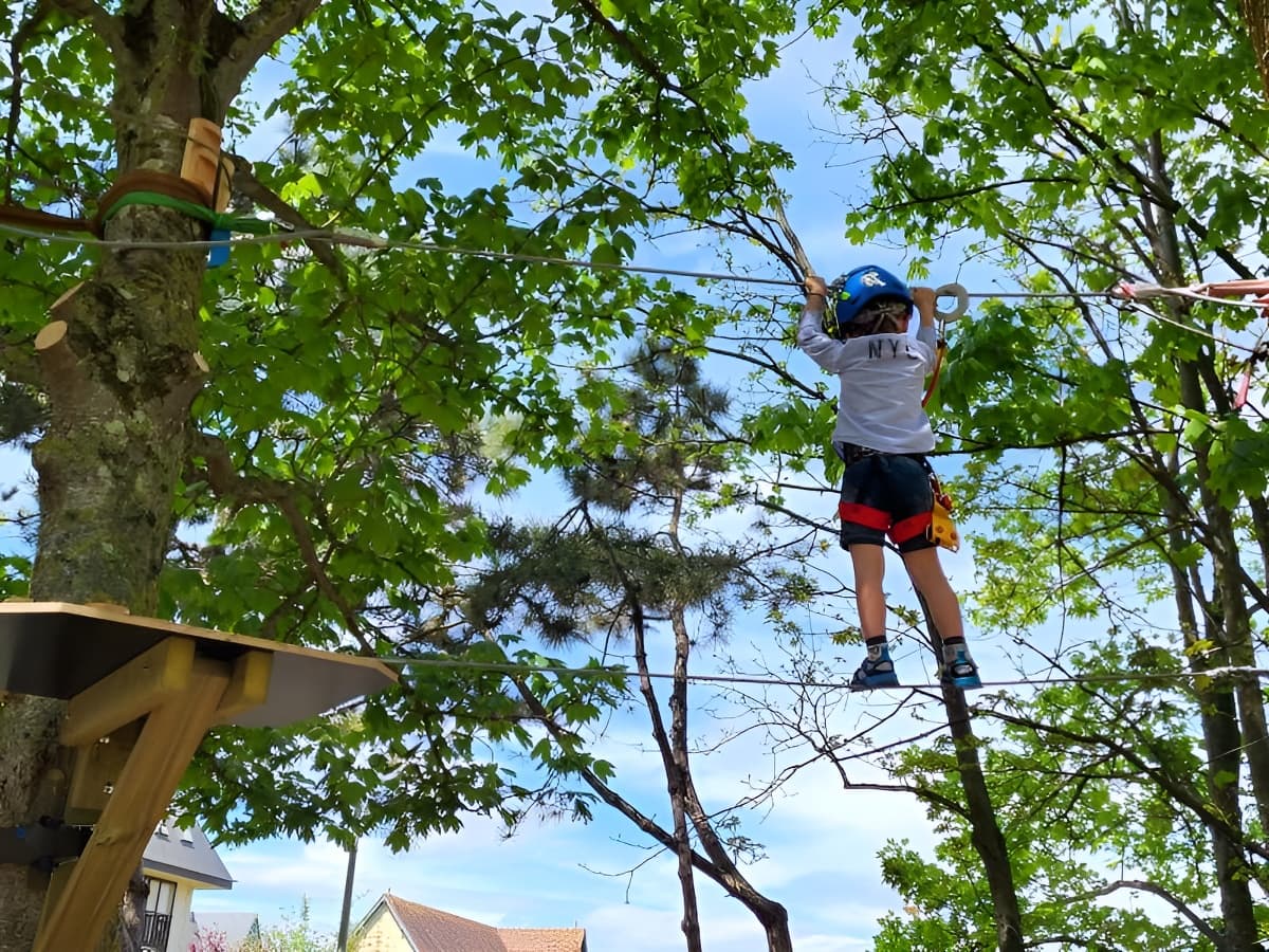 Parcours accrobranche "O' fil des branches"