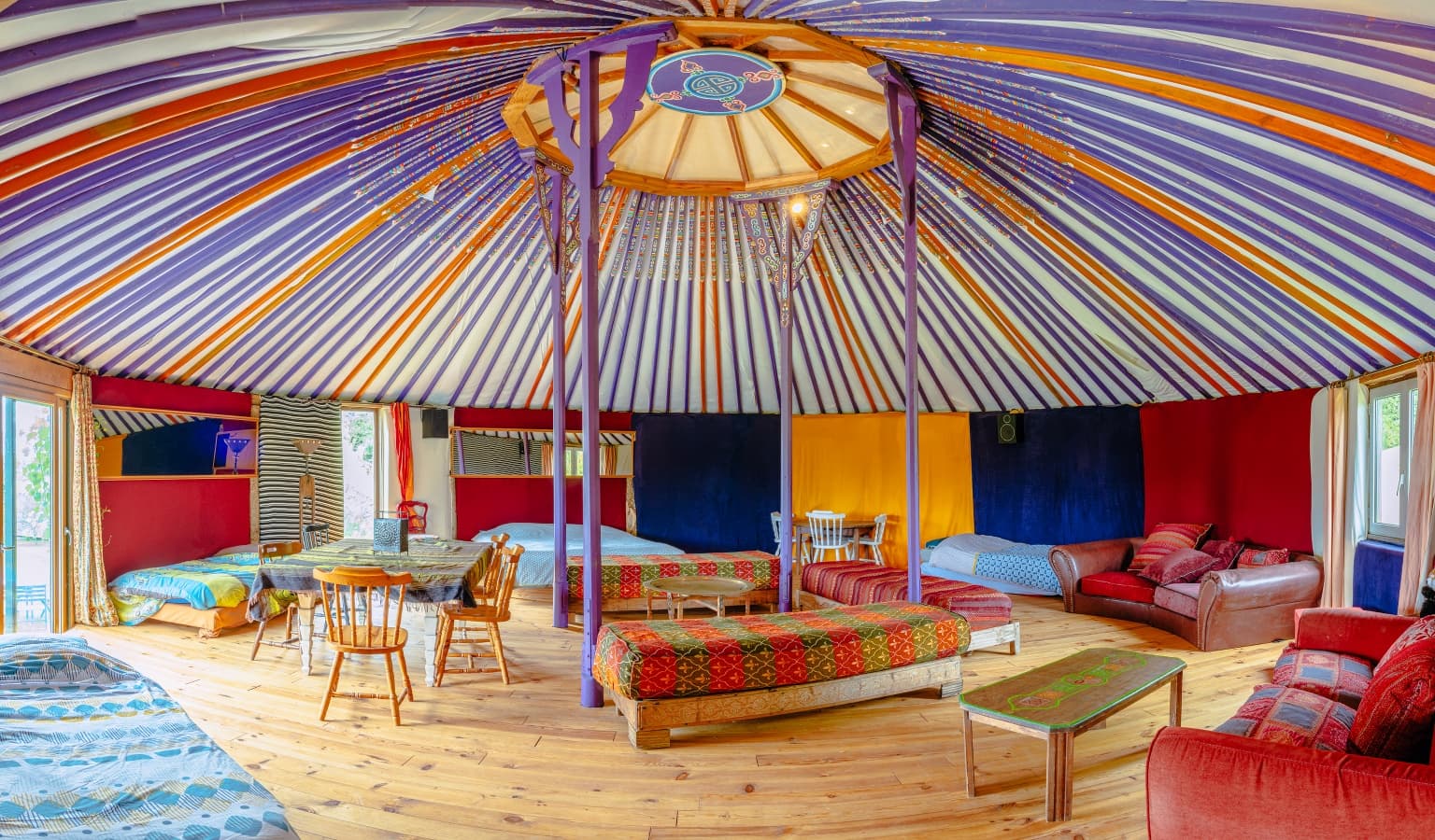 Giant Yourte de 95m²