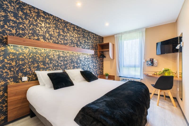 6-CHAMBRE HOTEL LE SAINTE MERE