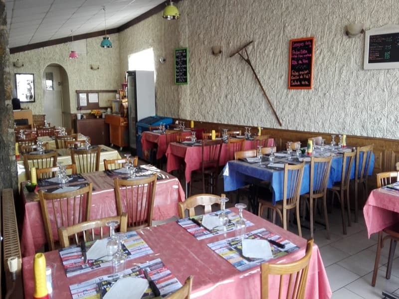 Aufildeleau_stfromond_restau