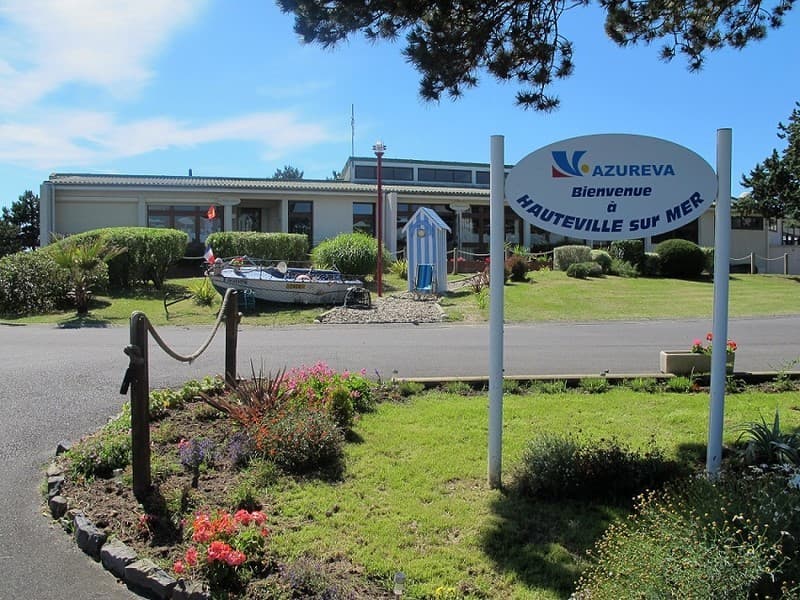 AZUREVA-Hauteville-sur-mer-3