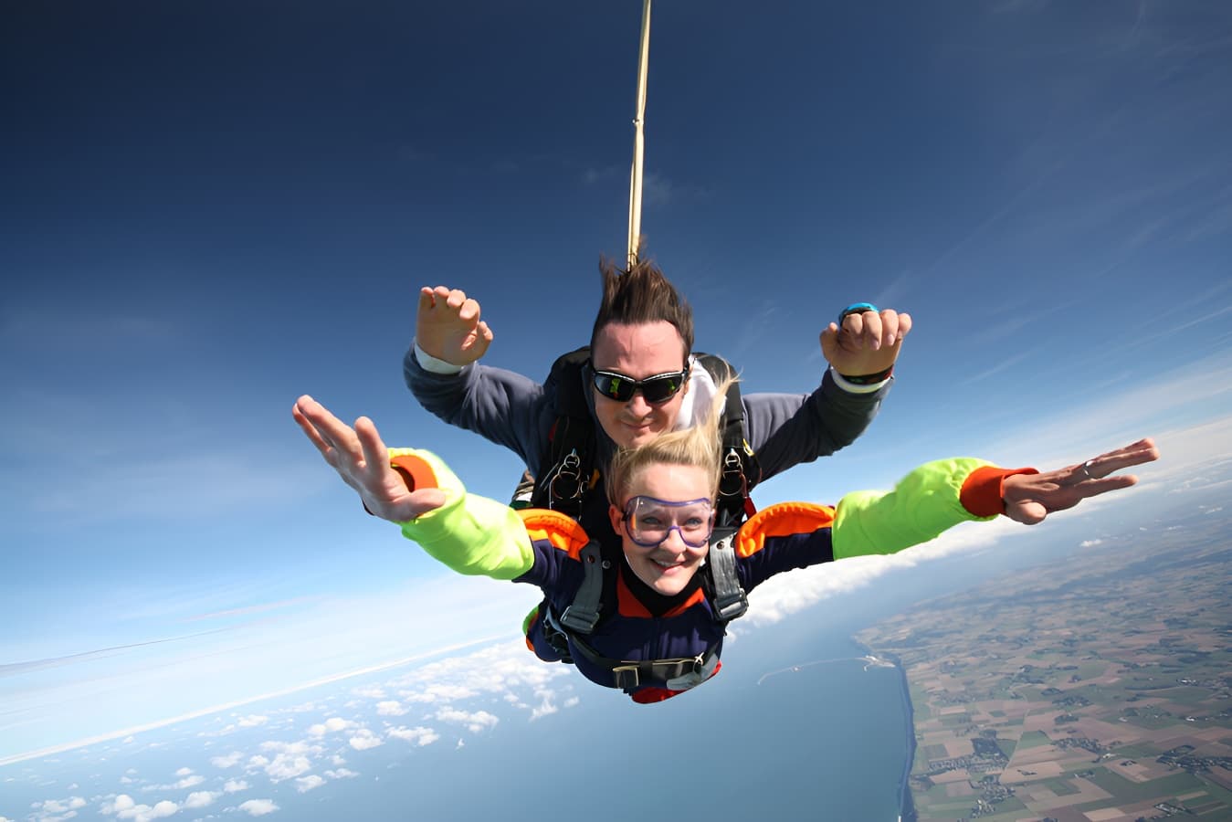 Abeille-Parachutisme--2--3