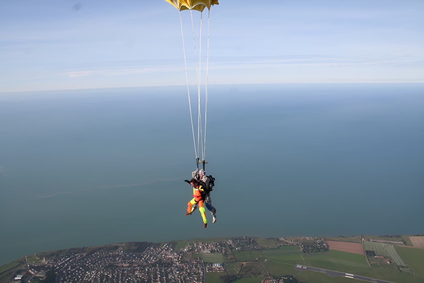 Abeille-Parachutisme--5-