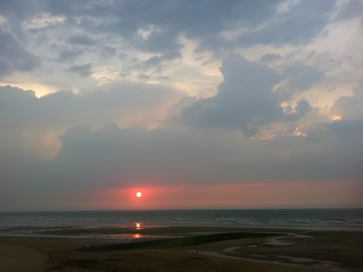 Coucher de soleil sur la mer