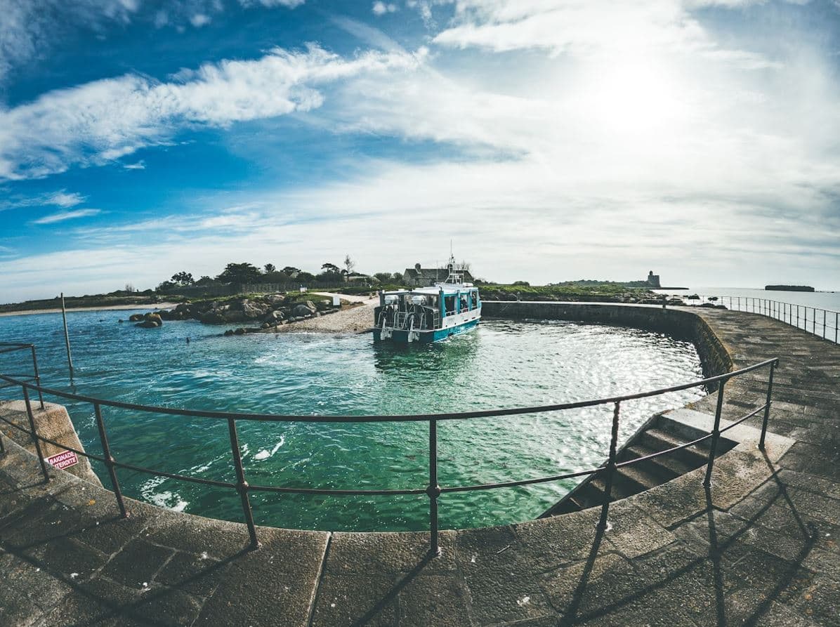Arrivée sur l'île Tatihou @ArmelVrac