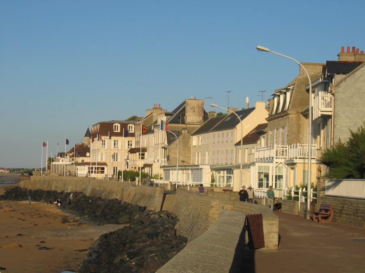 Arromanches-les-bains
