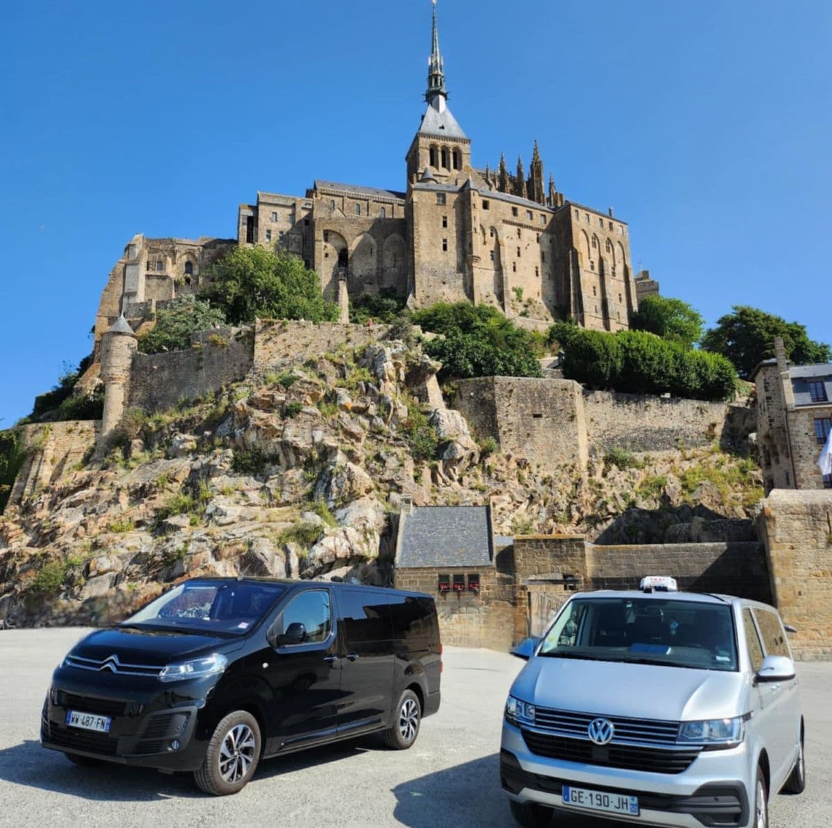 Aucey-la-Plaine_Taxi_du_Mont1