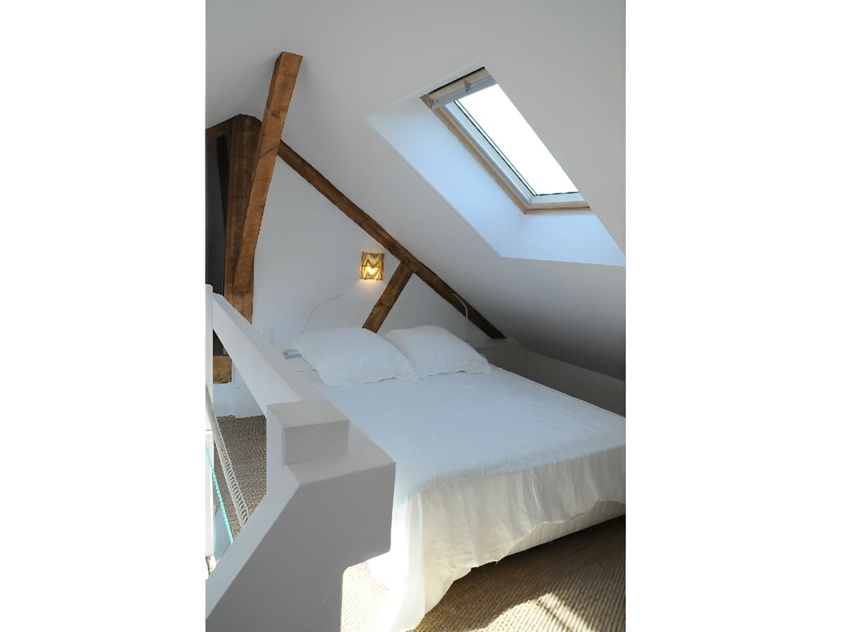La chambre en mezzanine