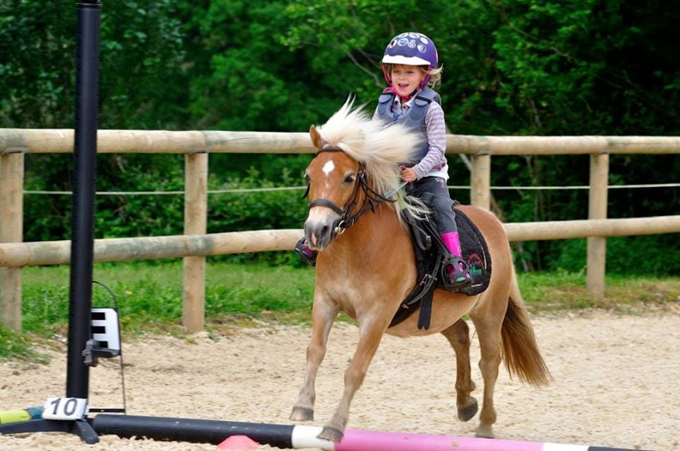 CENTRE EQUESTRE CHAPELLE CECELIN