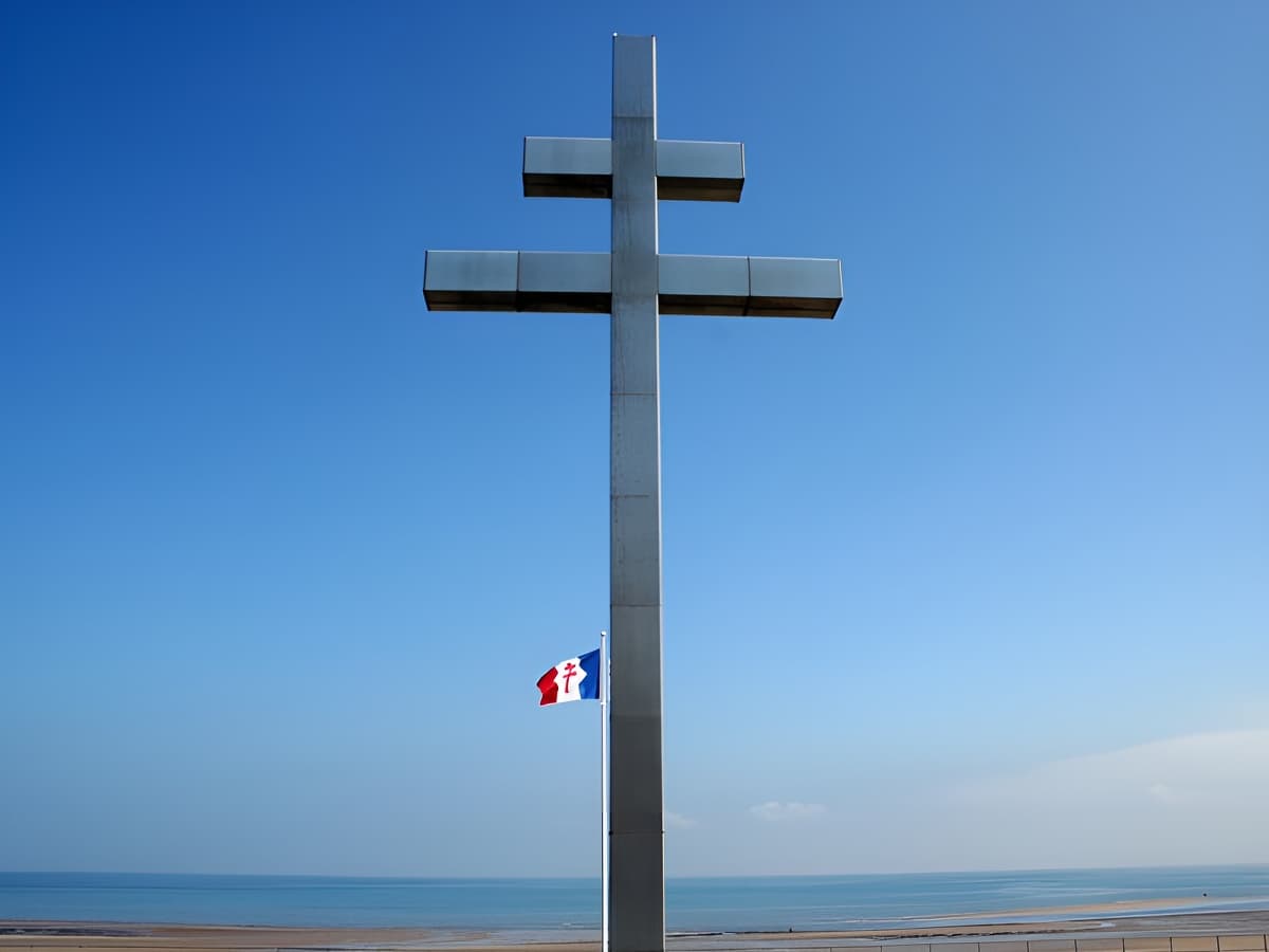 COURSEULLES_Croix de Lorraine