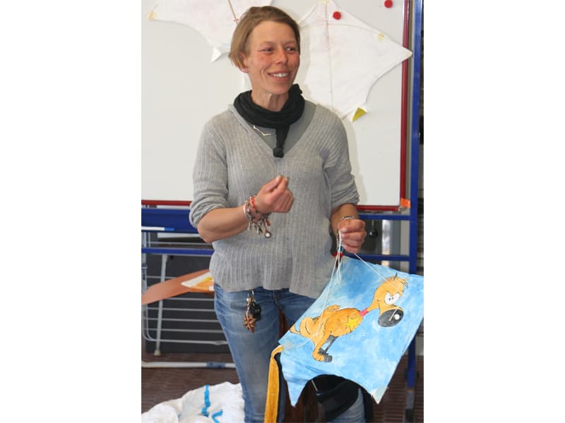 Carole-explique-fonctionnemnt-cerf-volant