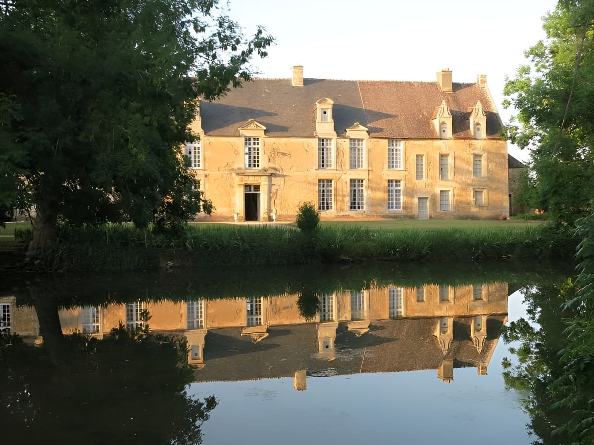 Château de Grisy dans le Calvados