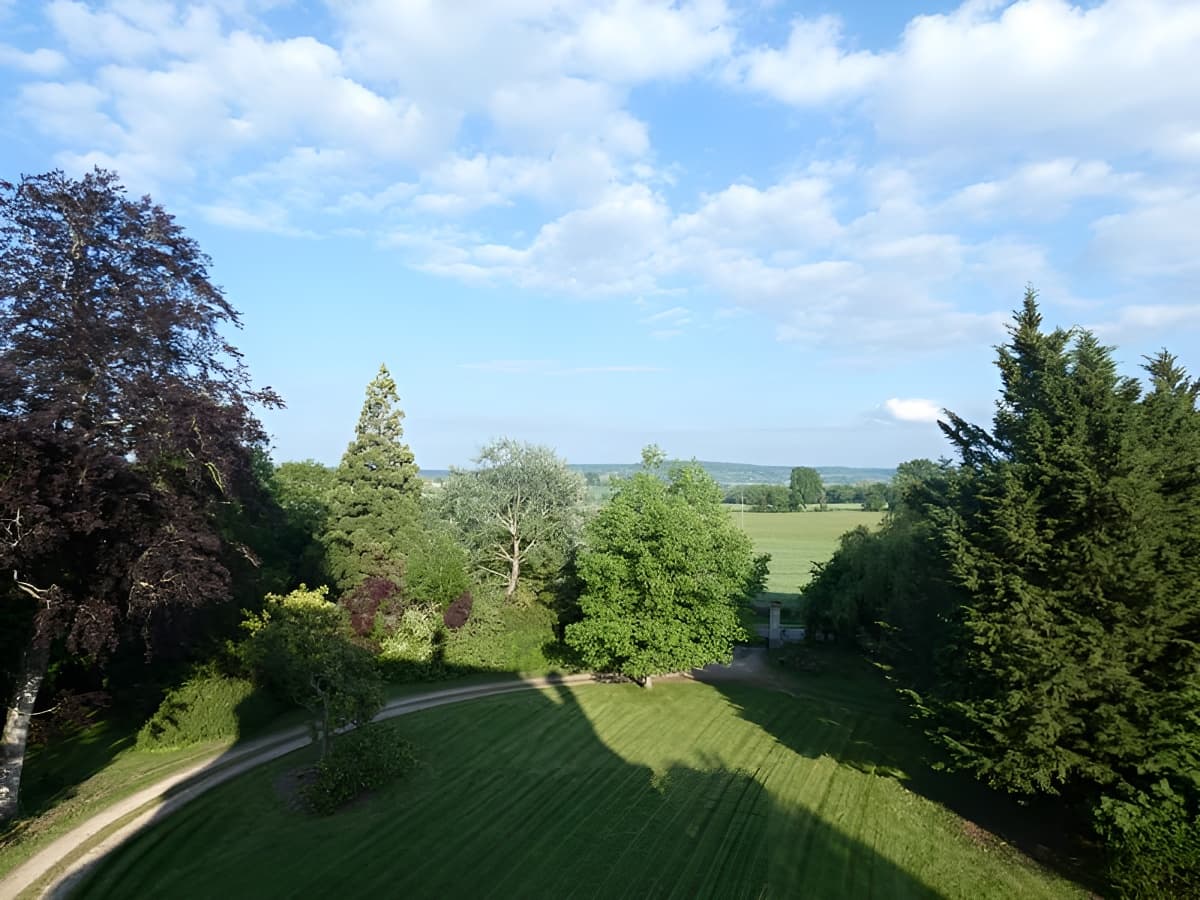 Chateau de Hieville parc