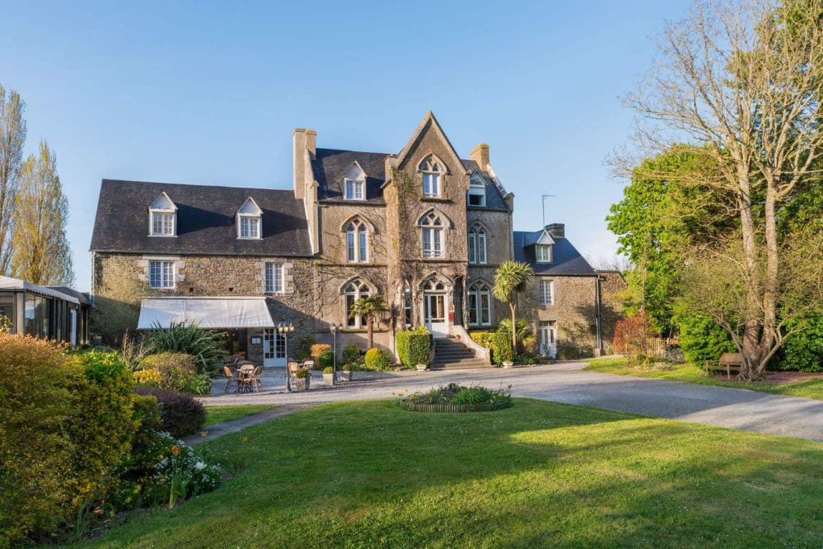 Courtils_cohen-manoir-roche-torin-1