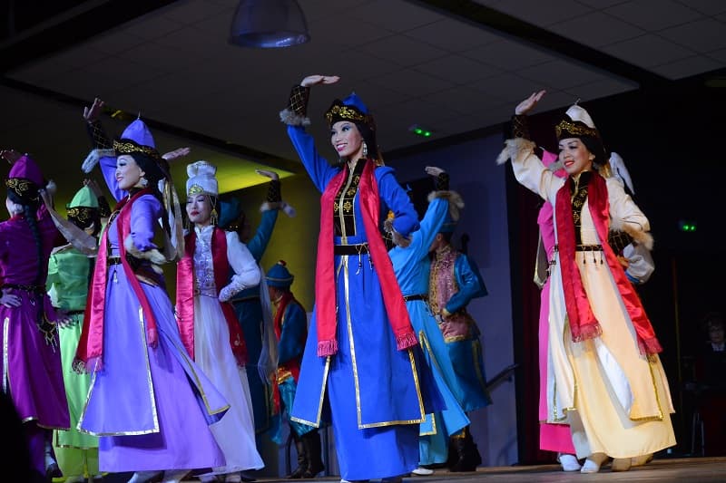FESTIVAL FOLKLORE INTERNATIONAL