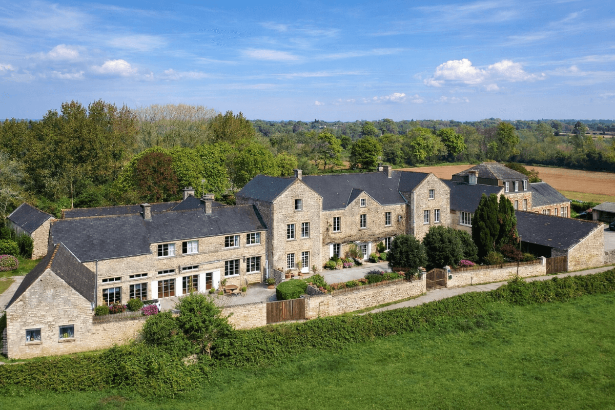 1-tamerville-la-villa-des-3