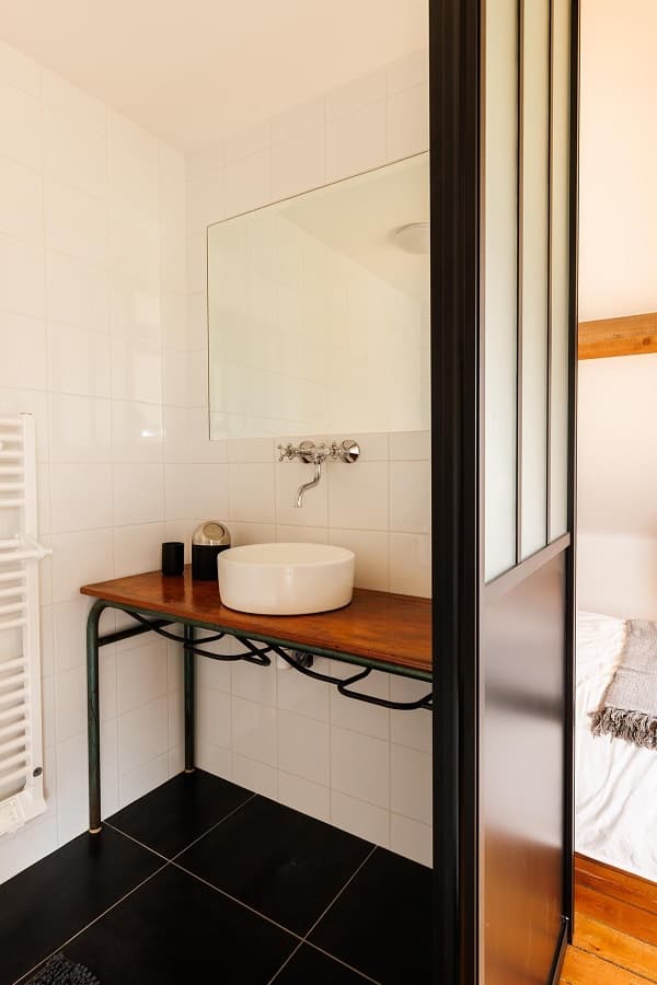 Au Hangar - salle de bain