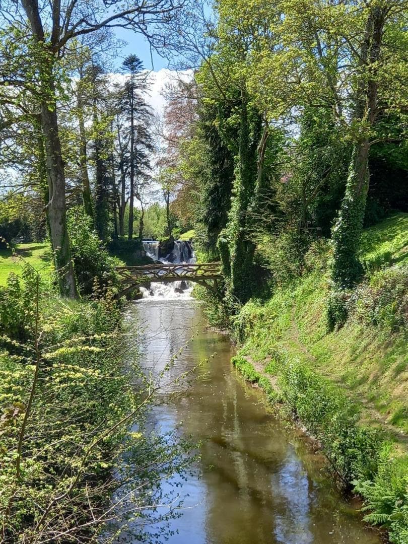 Le Tournebride