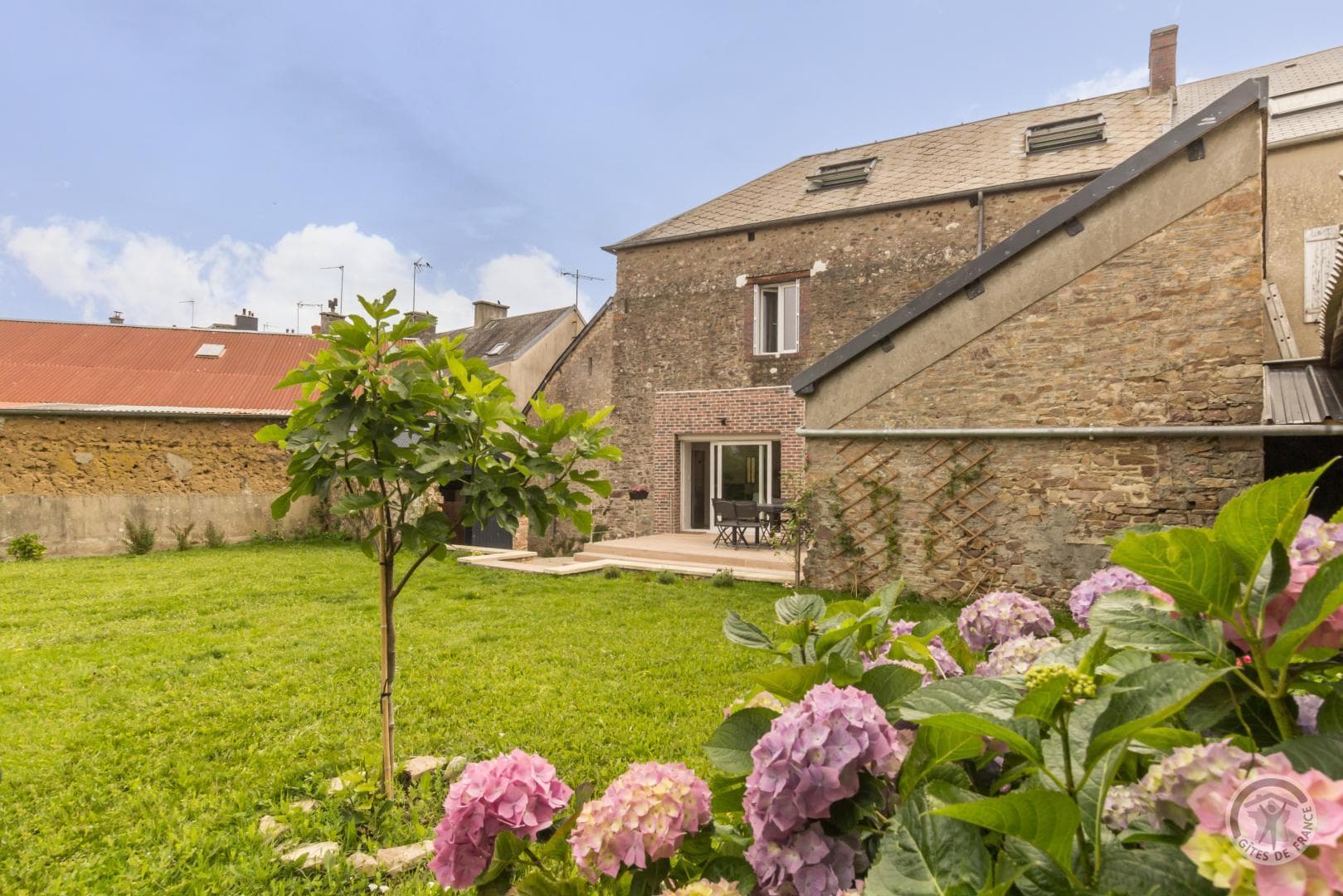 Chez Nelly