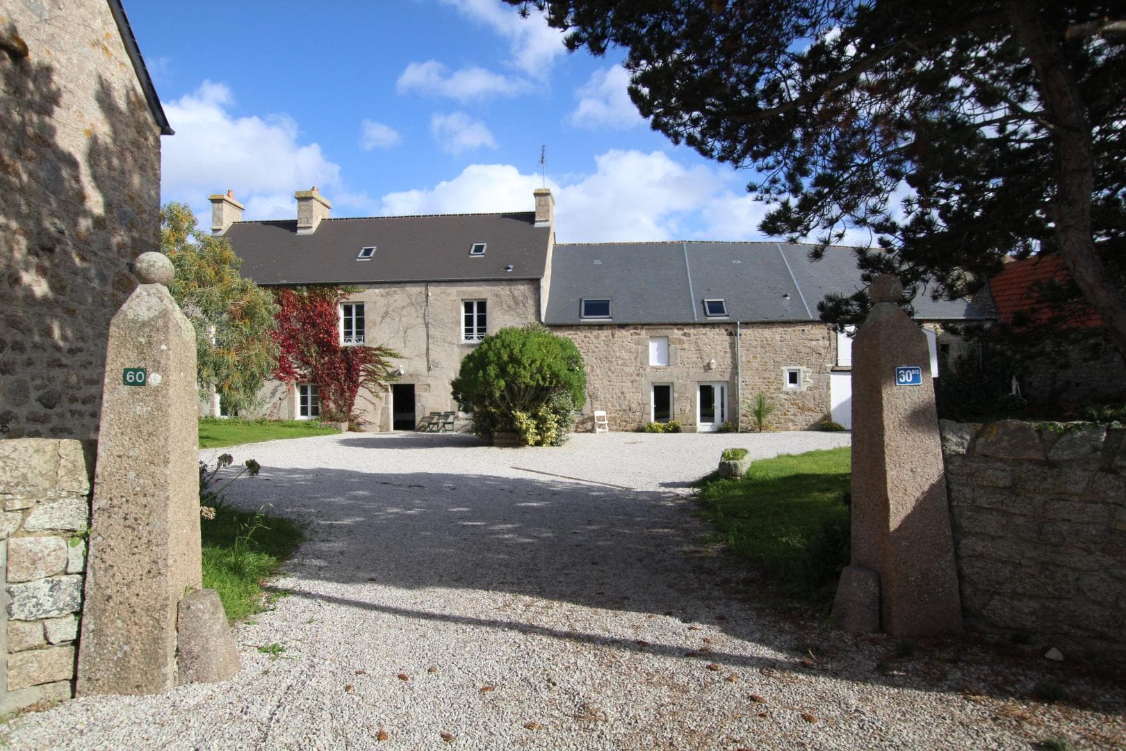 Le Bas de la Rue
