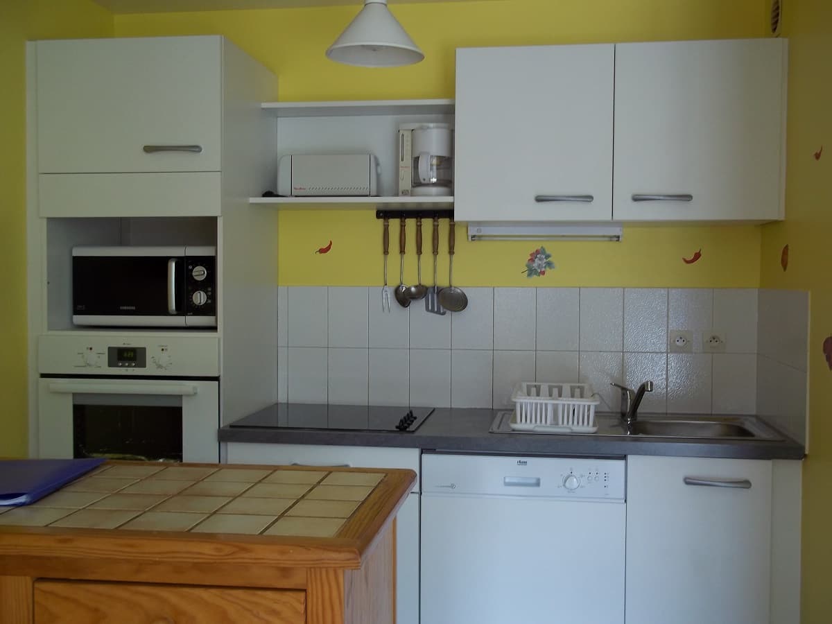 GOUVILLE SUR MER 8814a