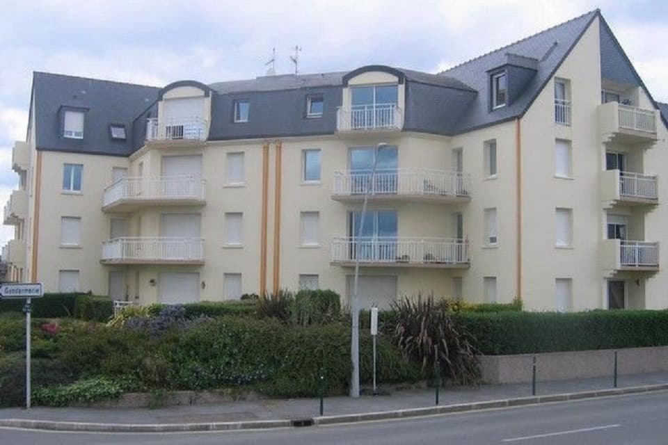 H8129-saint-vaast-la-hougue-5