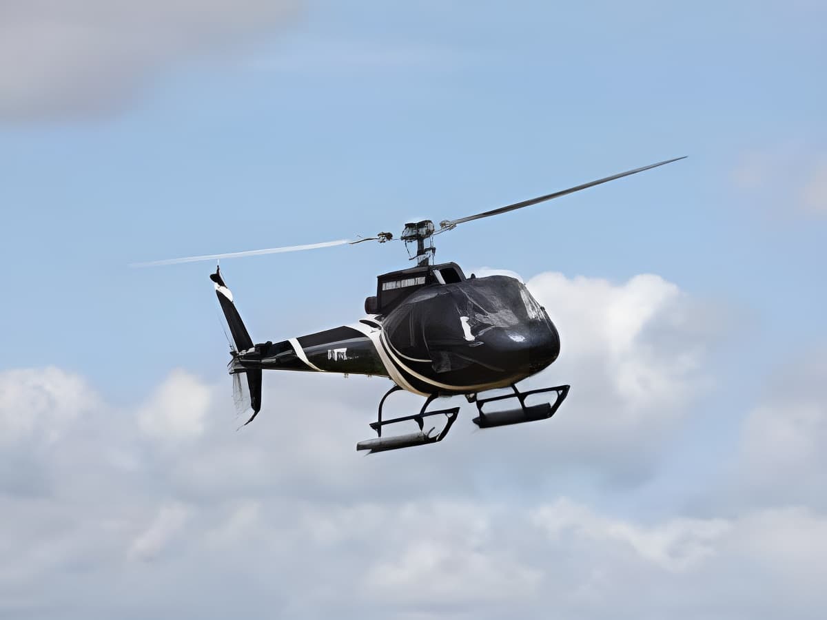 Hélicoptère Ecureuil AS 350