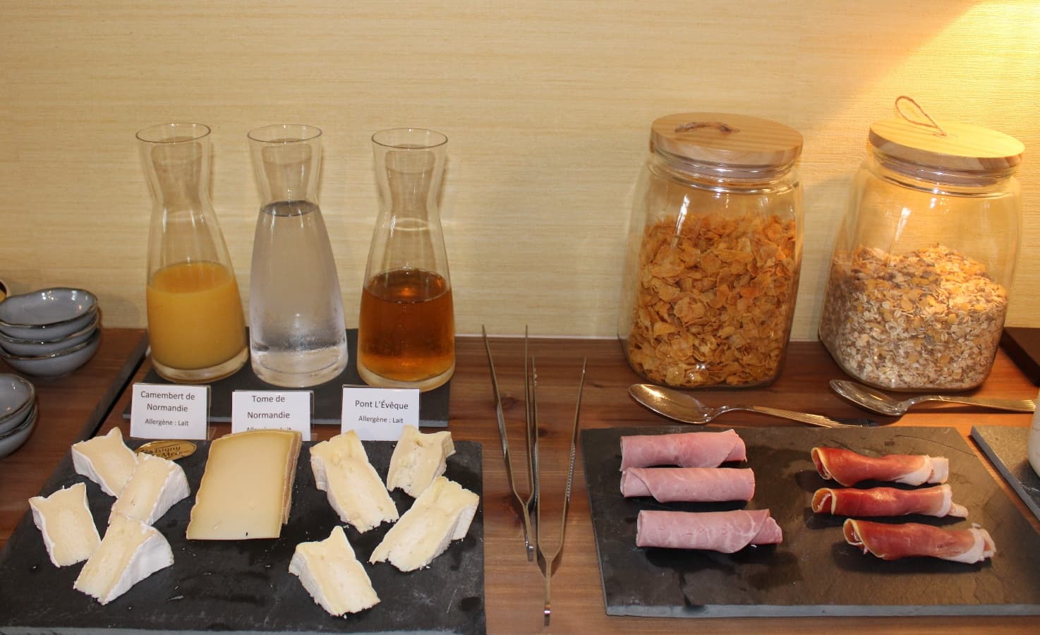 PETIT-DEJEUNER