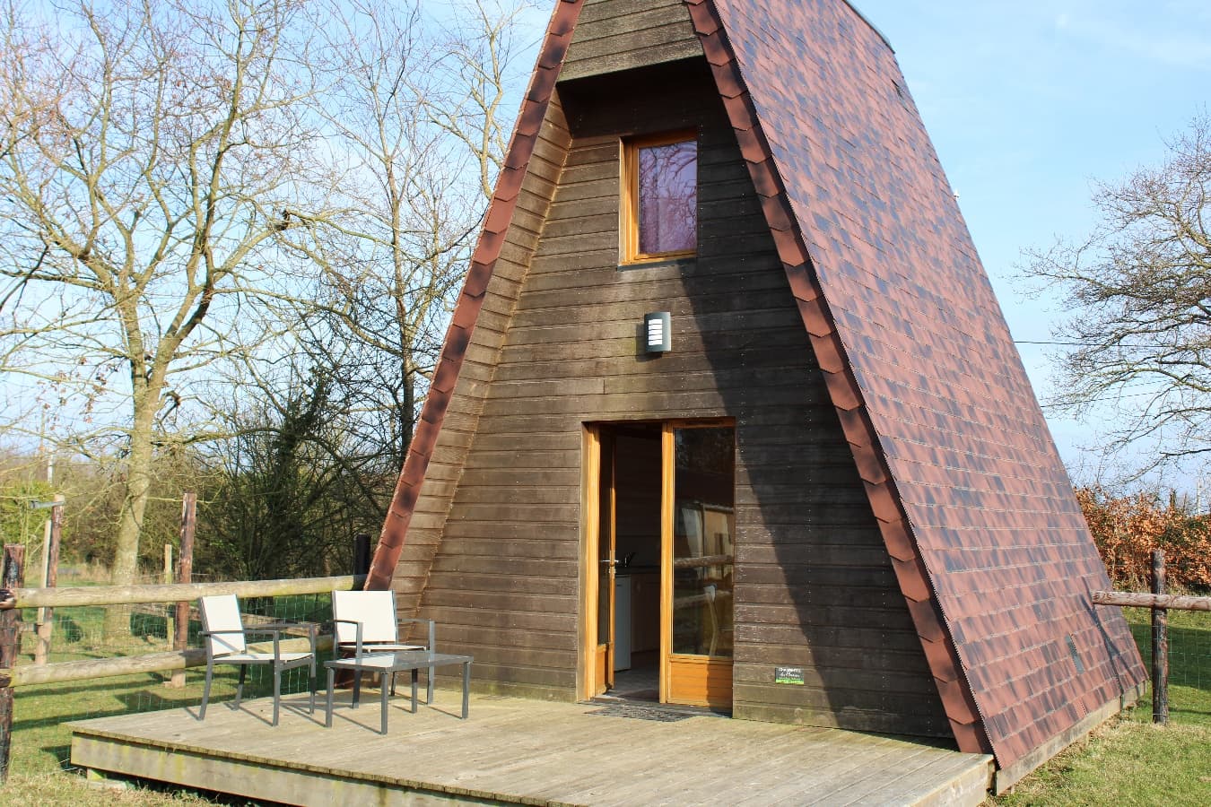 LODGE