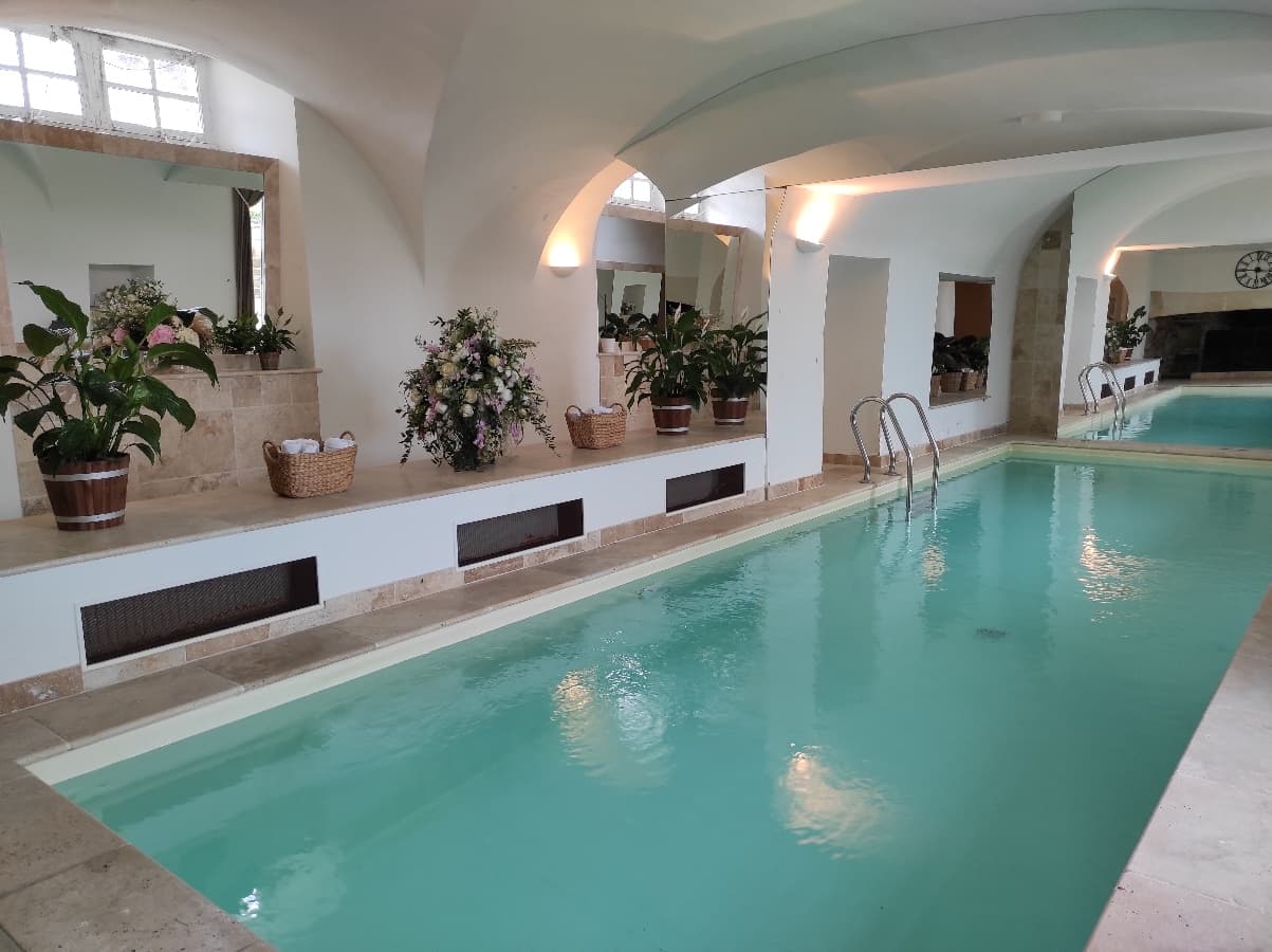 Espace bien être piscine intérieure