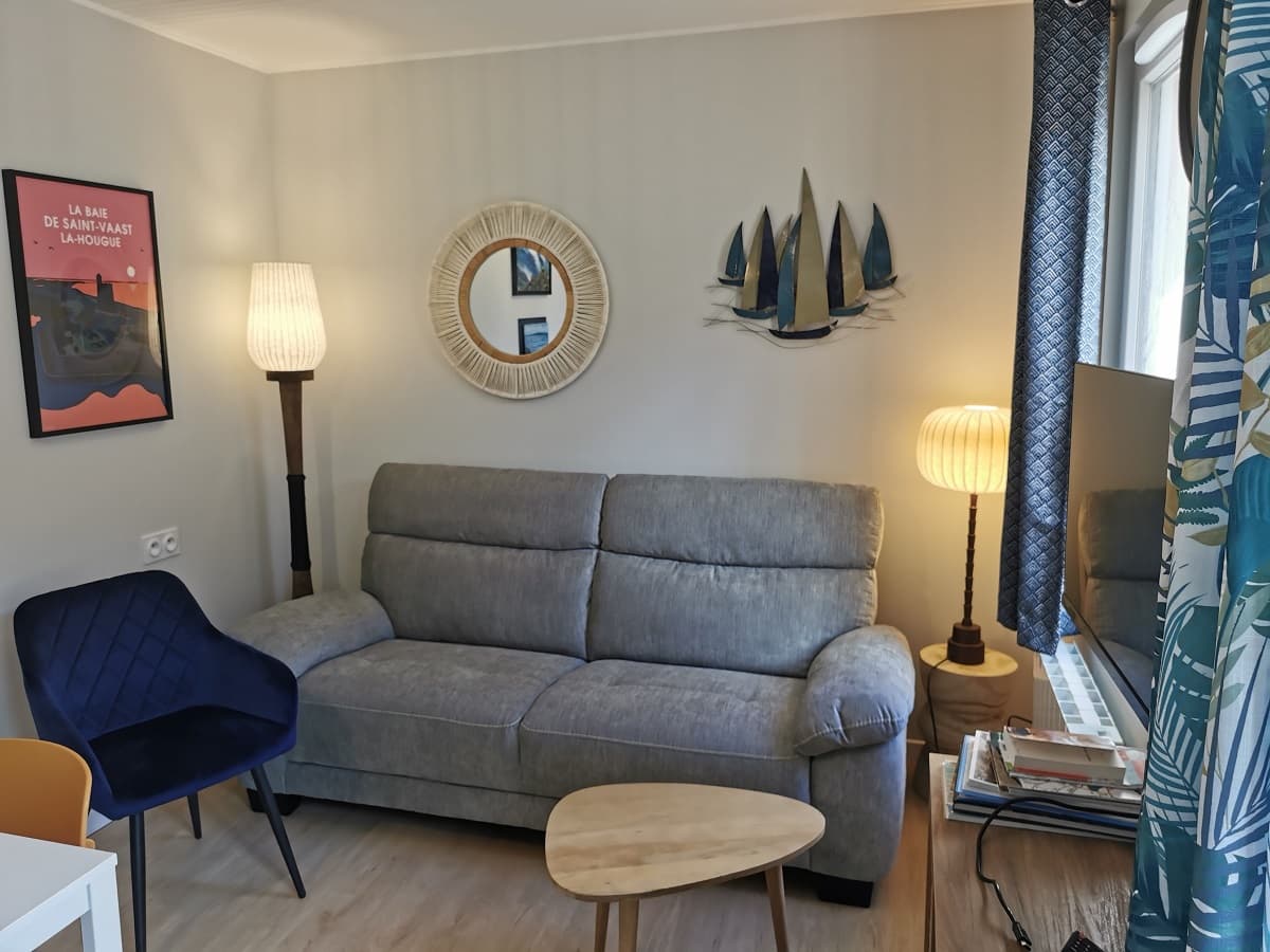 St-Vaast-La-Hougue - meublé -